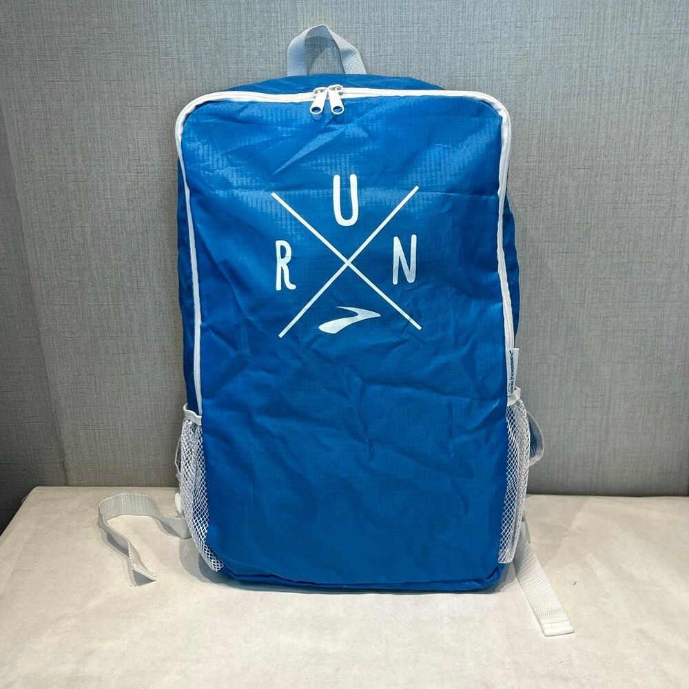 Brooks Run Lightweight Backpack Packable Collapsi… - image 2